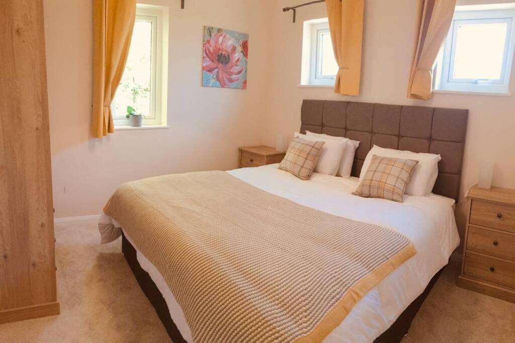 Private 1St Floor Apartment - Perfect For Port Of Dover, Eurotunnel And Short Stays Buitenkant foto