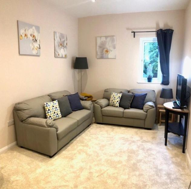 Private 1St Floor Apartment - Perfect For Port Of Dover, Eurotunnel And Short Stays Buitenkant foto