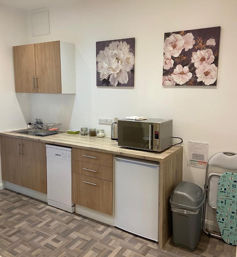 Private 1St Floor Apartment - Perfect For Port Of Dover, Eurotunnel And Short Stays Buitenkant foto